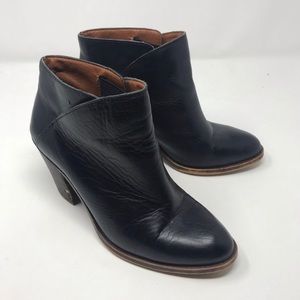 Lucky Brand heeled Eesa ankle booties